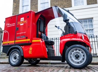 英国皇家邮政引入电动三轮车：城市“最后一英里”配送的绿色方案